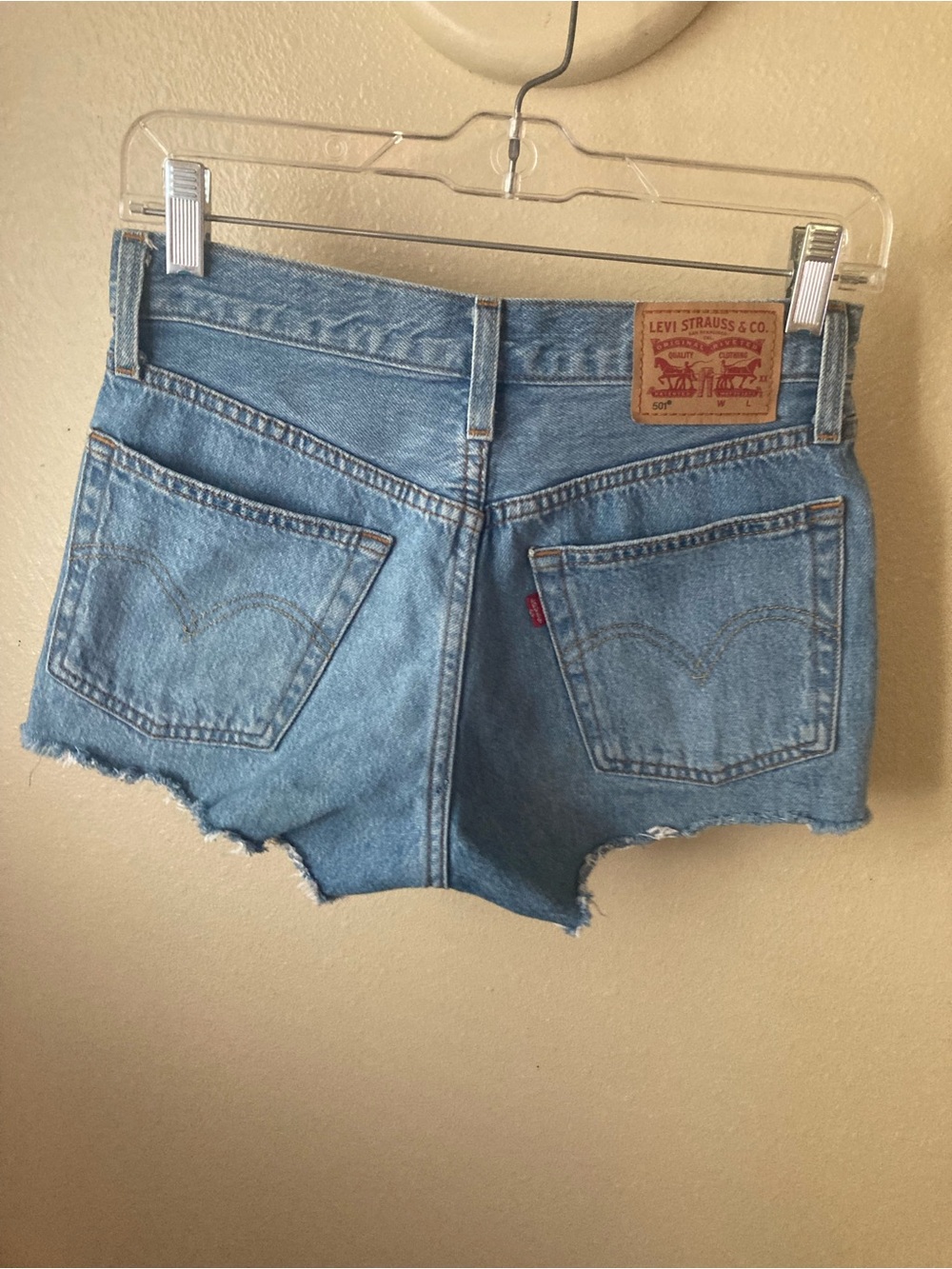 Levi's Light Blue Cutoff Denim Shorts with Raw Hem Size 24 Women’s